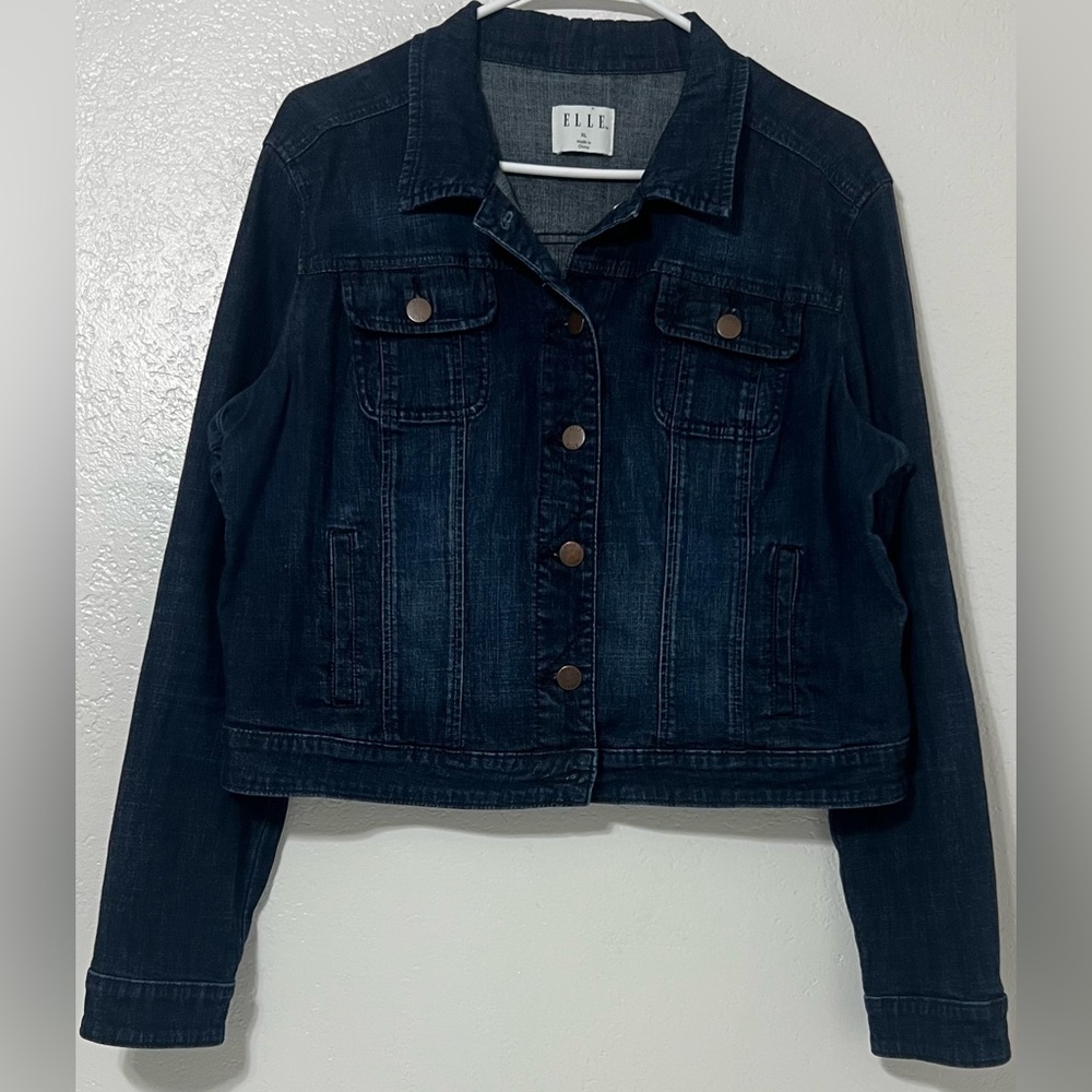 ELLE Dark Wash Stretch Denim Jacket (Women’s XL)